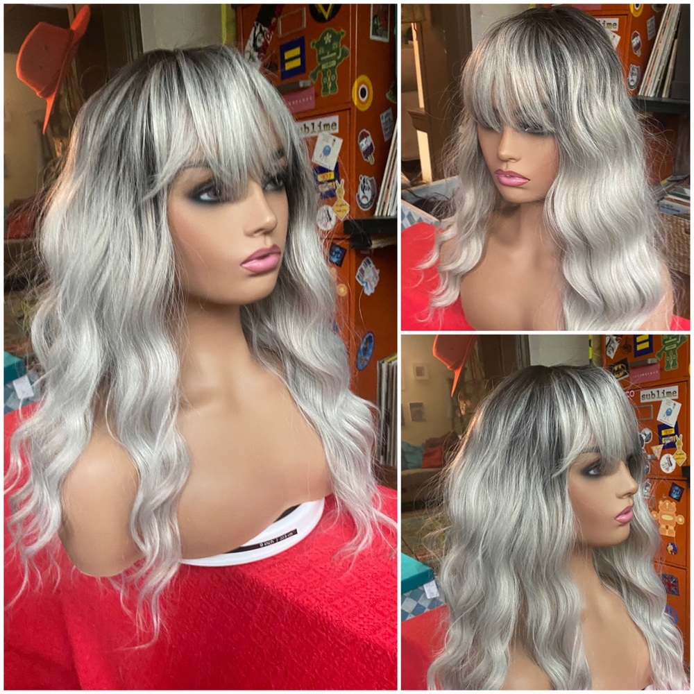 White platinum rooted wig - Picture 1 of 13